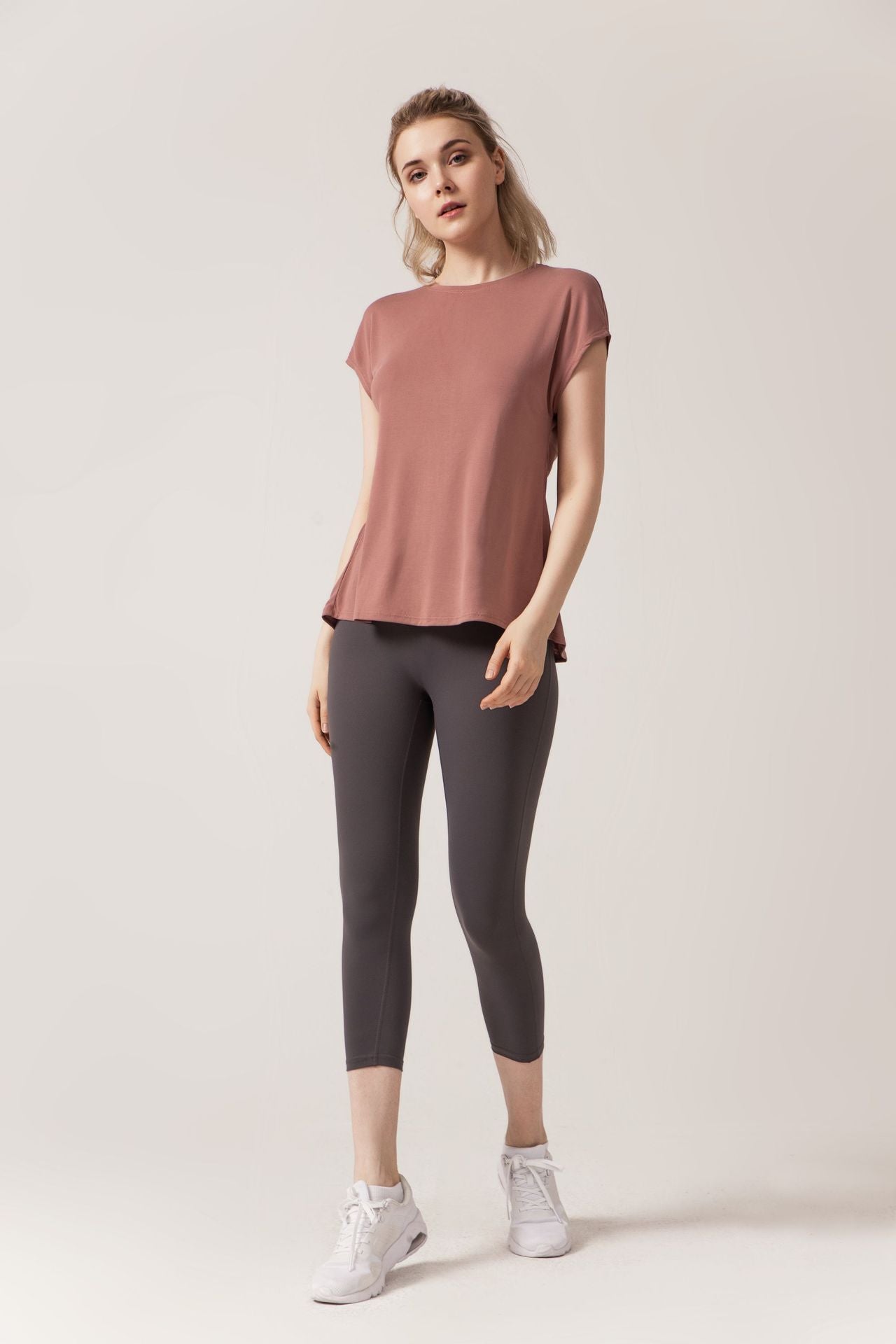 T-shirt de sport à manches courtes femmes lâche séchage rapide course haut de fitness été grande taille vêtements de yoga blouse